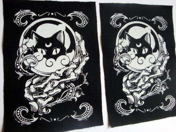 Crystal Ball with Black Cat & Skeleton Hand Screen print Sew-on Patch (small ver.)