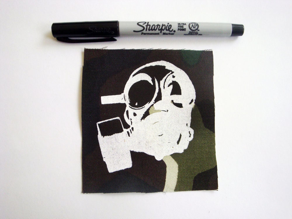 Gas Mask Screen print Sew-on Patch (Red & Camouflage ver.)