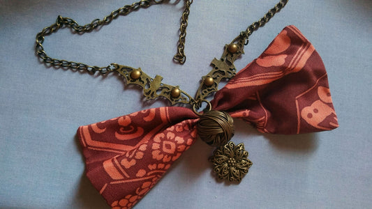 Kimono Kikko fabric & Bats Bow Japanese Necklace