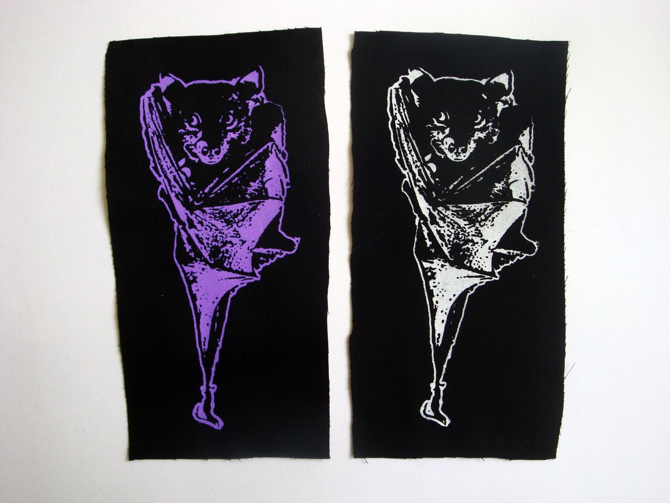 Hanging Bat Screen print Sew-on Patch